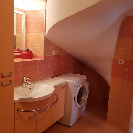 Mirina Holiday home *